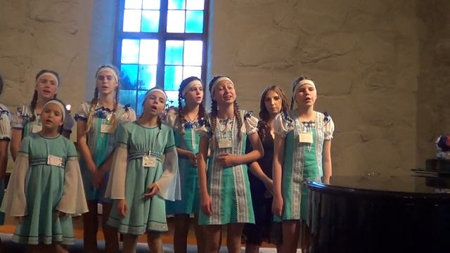 слети к нам, тихий вечер смотреть онлайн