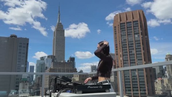 Svetek Cake - До мурашек Remix