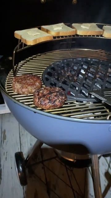 Better than Buns for Burgers смотреть онлайн