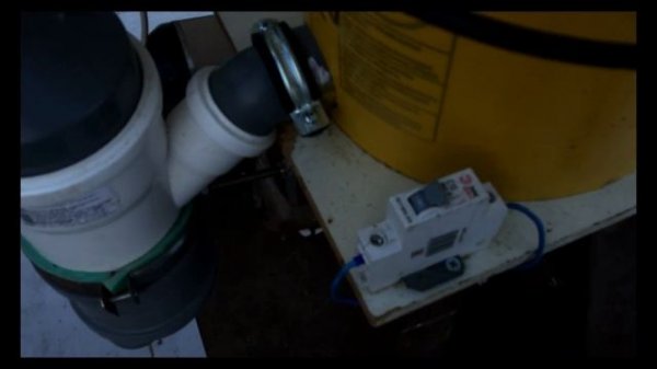 Пергомет. Аппарат по извлечению перги из сот. Bee bread separation in Russia