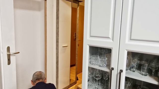 Настенные 3D часы установили/дверь покрасили/ новые мусорки смотреть онлайн