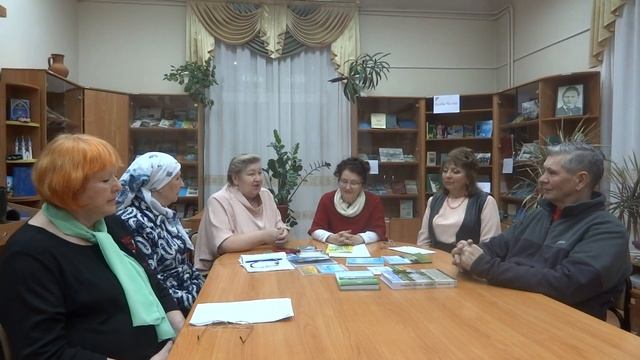Литературный онлайн час, посвященный Всемирному Дню писателя смотреть онлайн