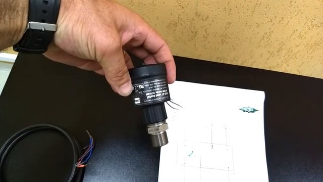 Pressostato de óleo tipo Delta P II (Compressor semi-hermético) смотреть онлайн