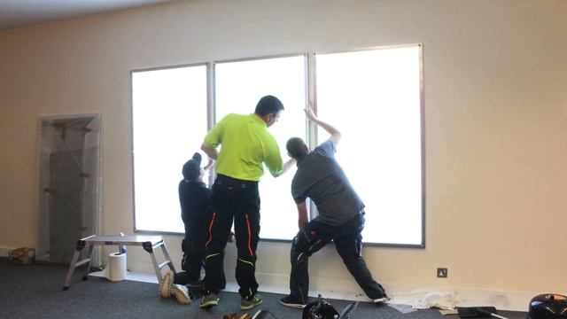 City University - Cass Business School donor recognition wall time-lapsed смотреть онлайн