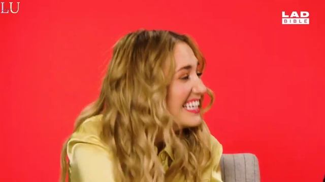 Пенн Беджлі розігрує культову фразу Джо Голдберга «ТИ» ❘ Перше Враження | @LADbible | Legacies Ua смотреть онлайн