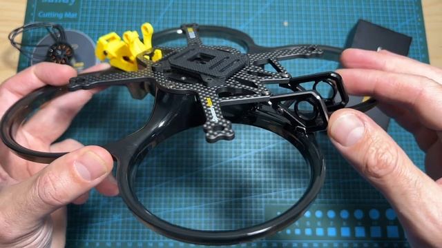 SpeedyBee New Products // 5.8GHz Fusion Goggles Receiver & Bee35 Pro Frame