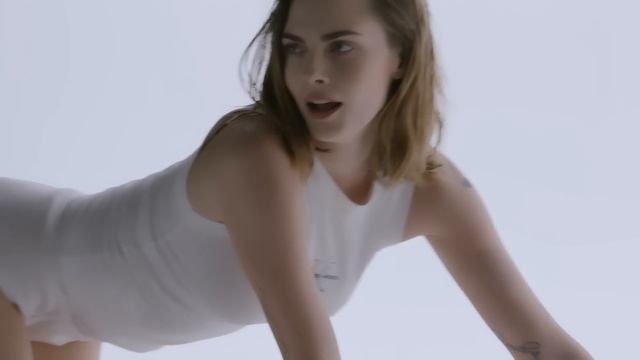 Behind the Scenes with Cara Delevingne | Calvin Klein Pride 2024 смотреть онлайн