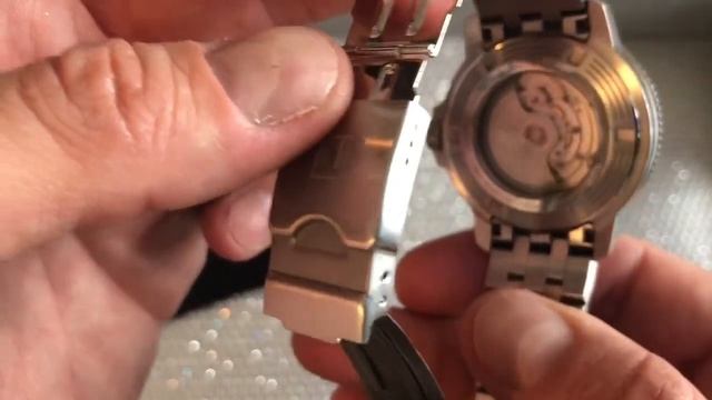 Tissot Seastar 1000 Watch Review (Episode 1) смотреть онлайн