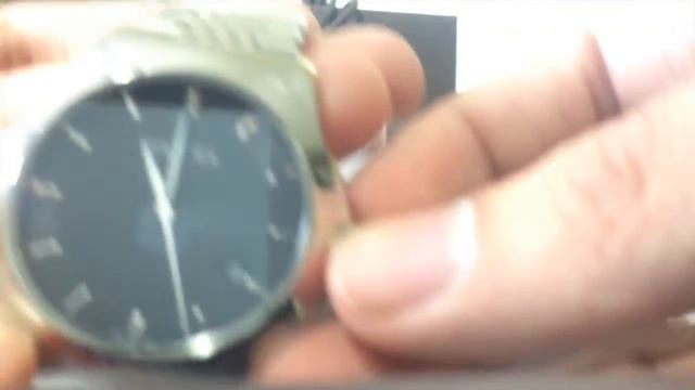 Gucci Mens G-Timeless Watch Unboxing and Review смотреть онлайн