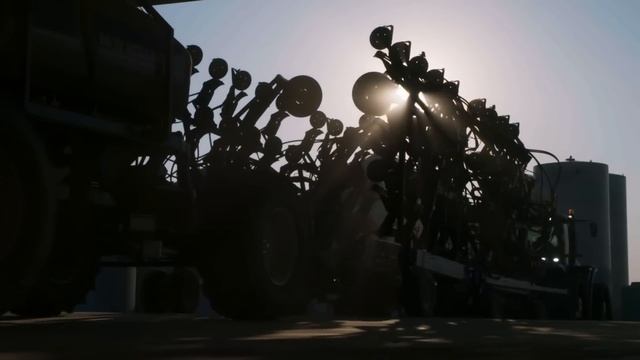 Hunter Brothers and New Holland смотреть онлайн