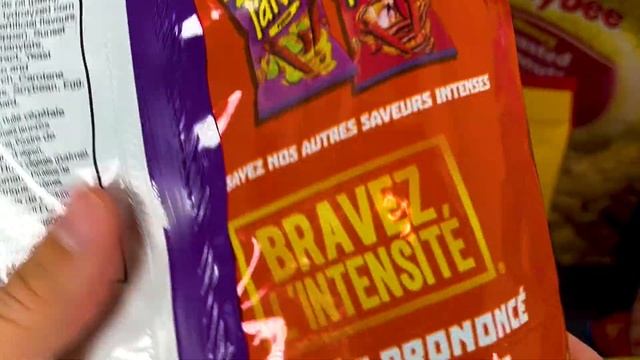 50+ snacks opening (sweet, salty, cakes, candies, chips, crackers & more!) смотреть онлайн