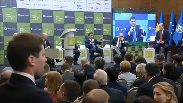 Дністер, Гідроелектростанції, 11-й Київський Безпековий Форум (12.04.2018) смотреть онлайн