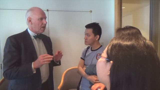 Experiencing the Global Business City смотреть онлайн