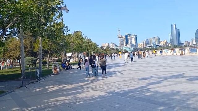 Памятник Муслиму Магомаеву/Малая Венеция,Фонтан с Лебедями/Бульвар#азербайджан#баку#azerbaycan смотреть онлайн