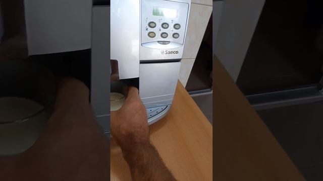 Работа моей кофемашины Saeco Royal Professional смотреть онлайн