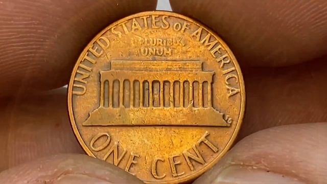 I'm a PENNY Expert and I Found a 1981 Penny Worth $3,000! смотреть онлайн
