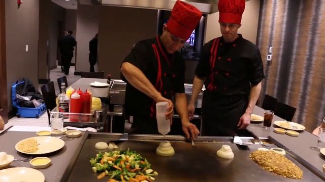 Travel Waterloo Episode 33: Dig a Sizzling Steakhouse & Sushi Bar смотреть онлайн