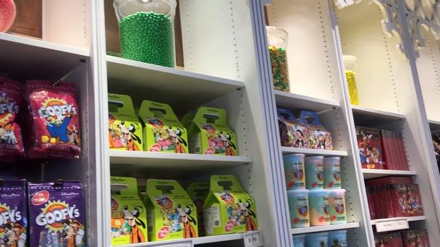 15 Fun and HELPFUL Disney World Dining Hacks! WATCH Before You Go! смотреть онлайн