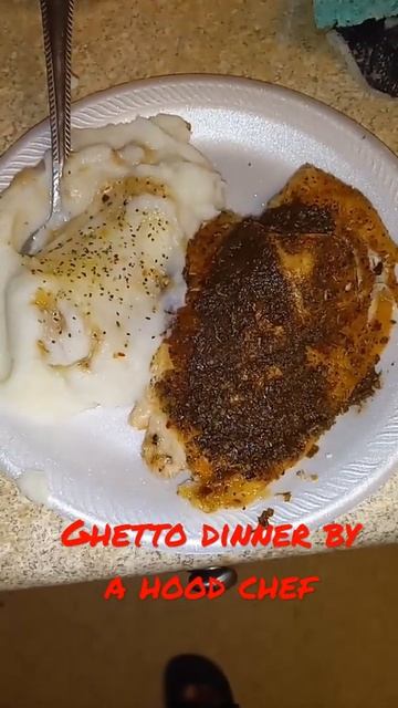 COOKING A GHETTO DINNER part 3 BAKED CHICKEN & MASHED potatoes #shorts #hoodchef #chicagomade смотреть онлайн
