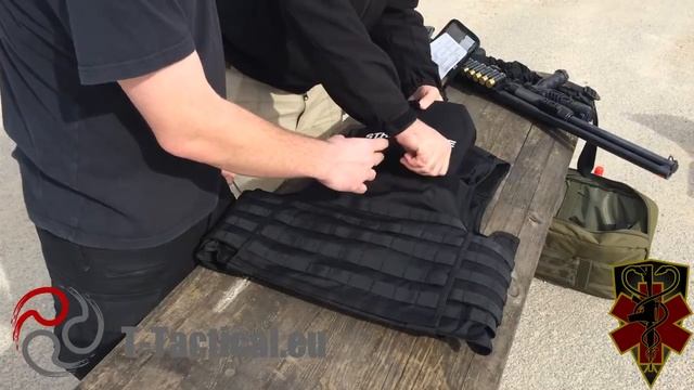 Gilet pare-balles tactique + plaques - présentation | t-tactical.eu смотреть онлайн