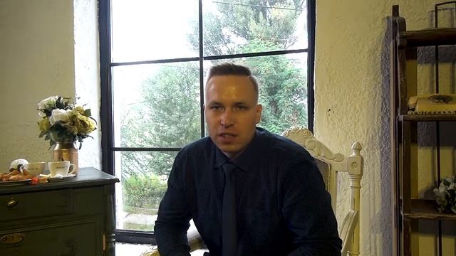 Александр - Лучшее время начать бизнес сейчас смотреть онлайн