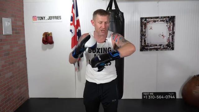 Sanabul Essential Gel Boxing Training Gloves | $100k Bonuses in Description смотреть онлайн