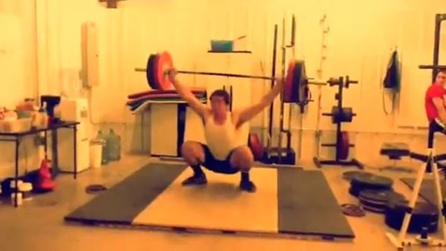 Zach - 112 kg Snatch смотреть онлайн