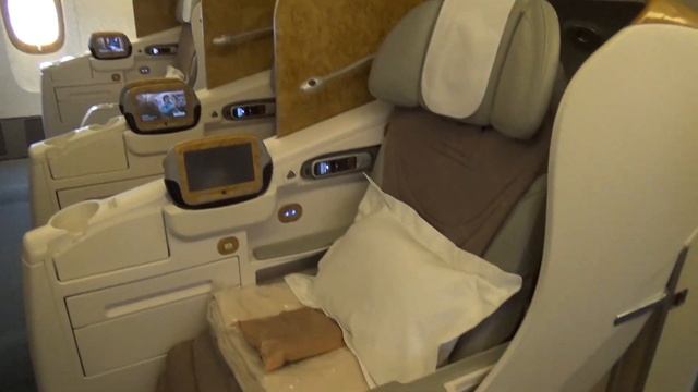 Emirates 777-300ER Oslo To Dubai - Business Class