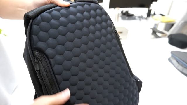 【WEXLEY】ありそうでなかったクラシックなPCバッグ　CLASSIC DAYPACK смотреть онлайн