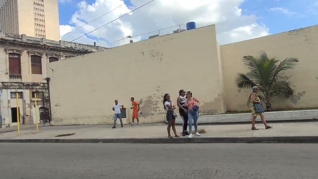 Driving through the city | Havana, Cuba (Nov 2022) смотреть онлайн