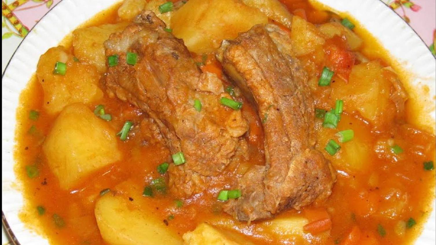 Картошка, тушеная с РЕБРЫШКАМИ и овощами - простое, вкусное и сытное блюдо!