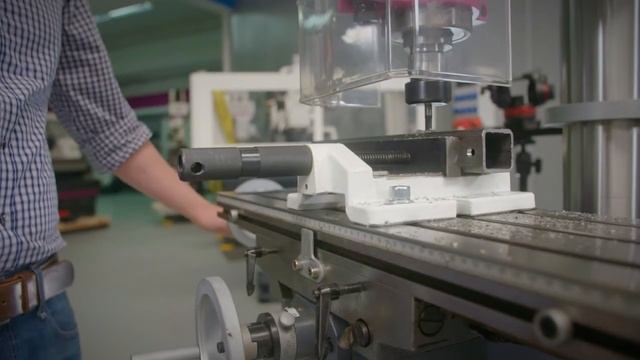 Sloupová převodová vrtačka OPTIdrill DH 40 CT смотреть онлайн