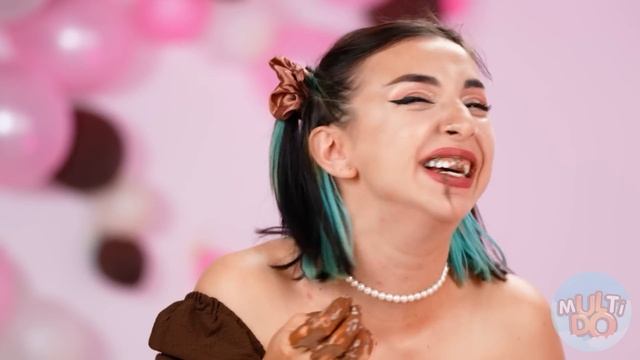 Gumă de Mestecat vs Mâncare cu Ciocolată Provocare | Situații Amuzante Multi DO Challenge смотреть онлайн