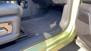 Текстильные коврики серии Lux и Business euromat 3D для Jaecoo J7 в сером цвете.