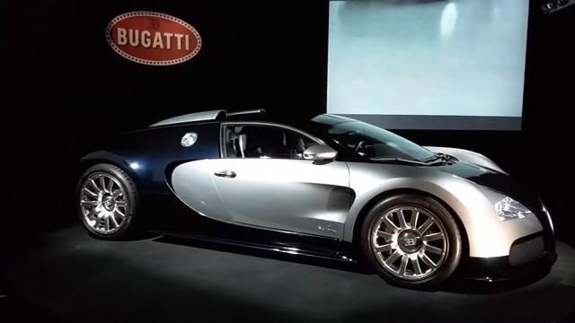 Bugatti Veyron Museum смотреть онлайн