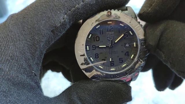 Распаковка LUMINOX 3051 BO NAVY SEAL COLORMARK смотреть онлайн