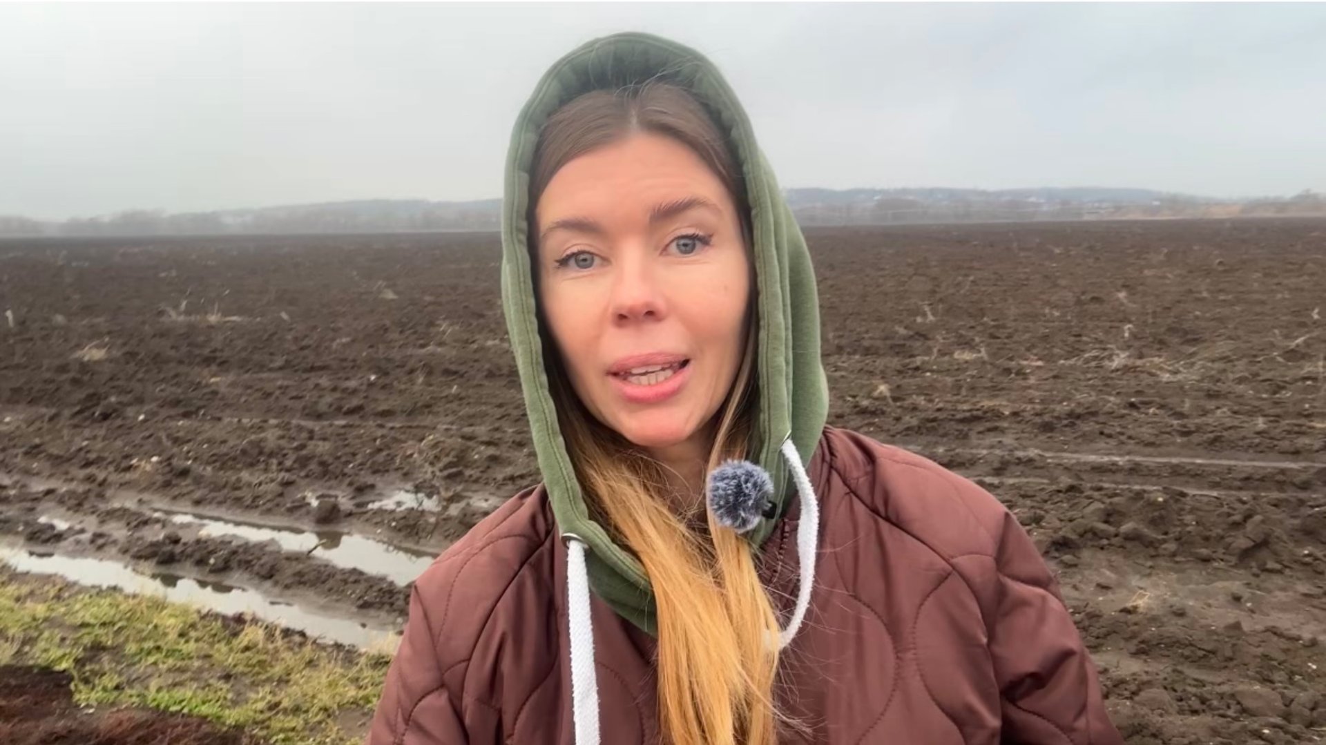 Всем любителям копать грядки! Пример, как перекопка разрушает почву смотреть онлайн