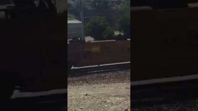 Freight line: Crossing at business park in hilltop California смотреть онлайн