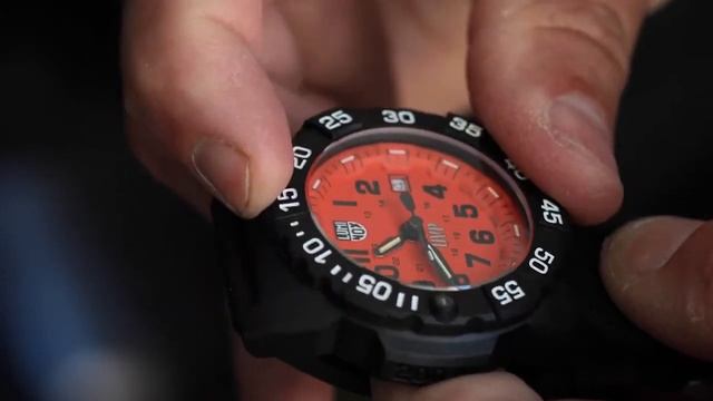 Luminox - Scott Cassell Presents The New Luminox Dive Watch 3509 SC SET!