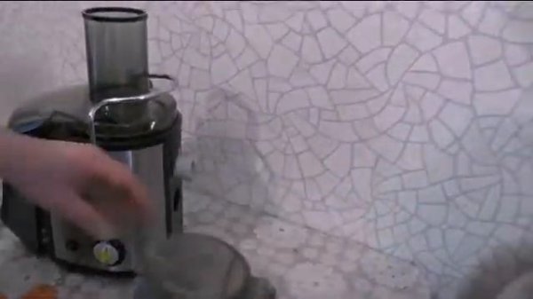 соковыжималка с вакуумным эффектом