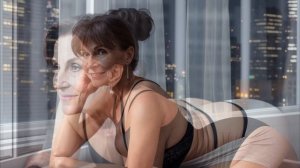 Natural older Woman 👗 Story Business woman