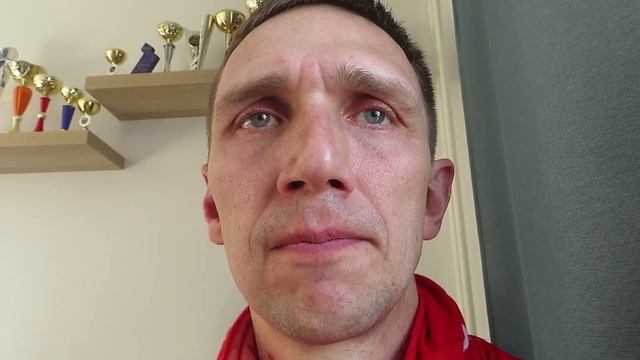 Любительский бег в категории 40+. Силовая на руки + легкий бег . Готовимся к лету. День 16. смотреть онлайн