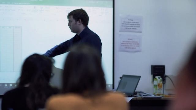 Small Business Support смотреть онлайн