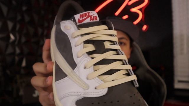 Travis Scott Jordan Jumpman Jack Replica Review From Mikicks.ru смотреть онлайн