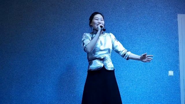 Банзаракцаева Ксения - Yhaau-gaaлай(Длинные воды)-бурятская народная песня смотреть онлайн