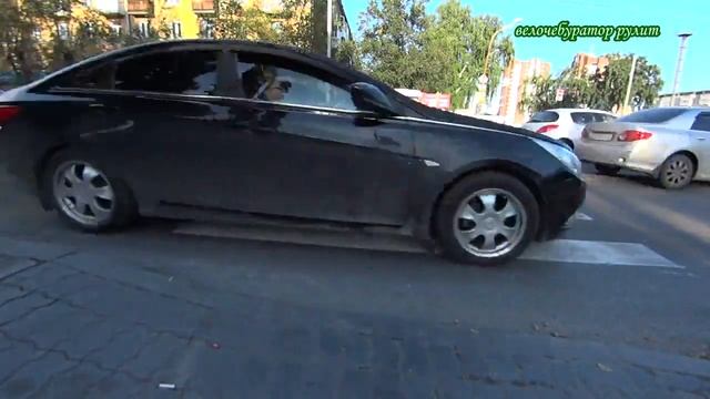 тихий Свердловский дворик еду в магазин Bike Ride in city смотреть онлайн