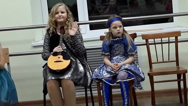 Начинающие музыканты.)))Самое интересное в конце.Учителя отдают всю душу детям. смотреть онлайн