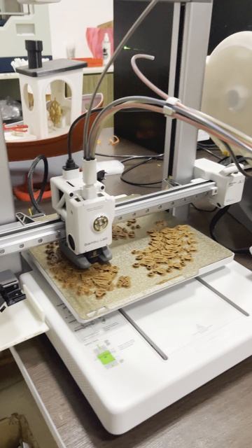 Малыш 3D принтер Bambu Lab A1 с реализованной системой смены филамента и датчиком влажности смотреть онлайн