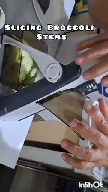 Mandoline Vegetable Slicer | Vegetable Cutter #SHORTS #shortsvideo #shortsfeed смотреть онлайн
