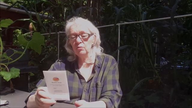 What's Your Favorite Seed Company? Jeanne takes a look at a few of ours, and picks a bone with one. смотреть онлайн